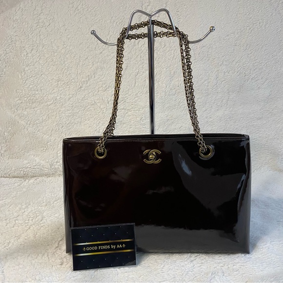 CHANEL BURGUNDY RED PATENT CLASSIC SHOPPER TOTE WITH BIJOUX CHAIN BAG - Picture 2 of 14